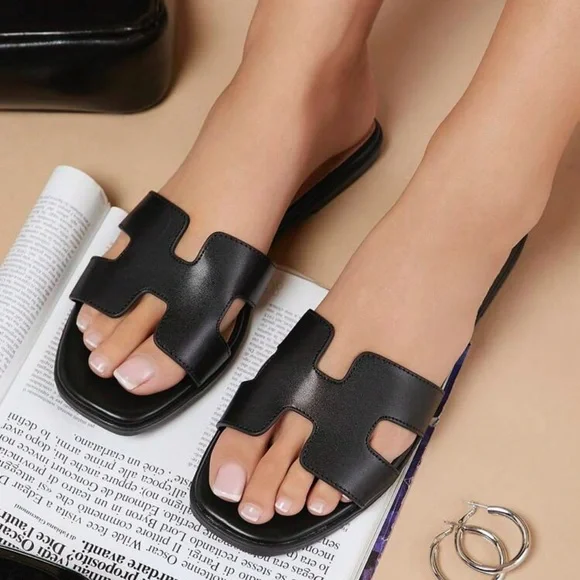 Black Flat/Slide Sandals - Picture 7 of 7